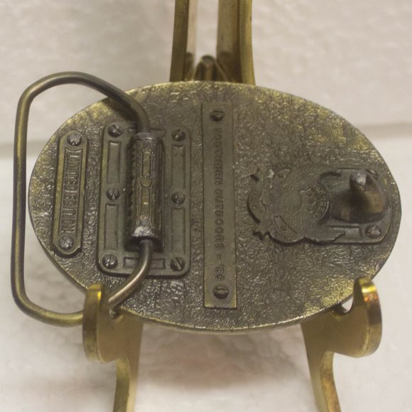 Vintage 1986 Limited Edition Southern Outdoors Belt Buckle - Picture 2 of 5